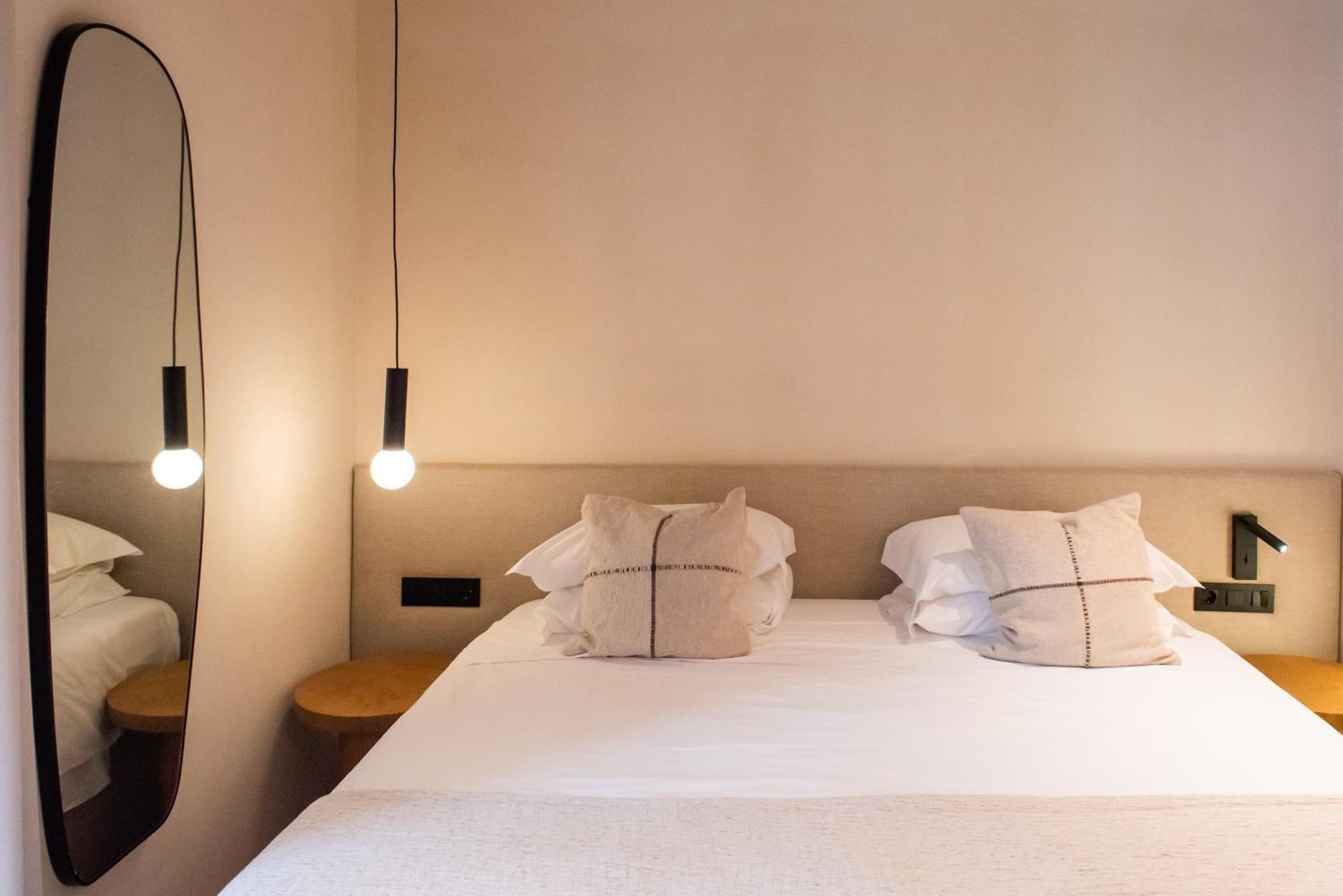 Deluxe Room,1773713616:JPEG